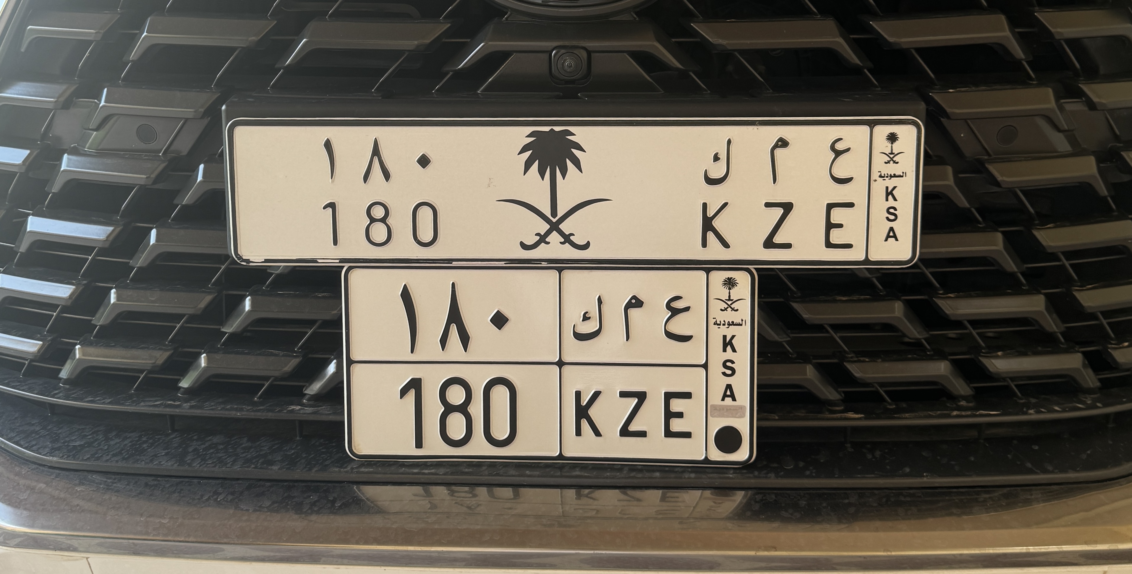صورة لوحة ع م ك 180